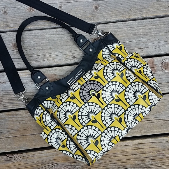 Petunia Pickle Bottom Handbags - PETUNIA PICKLE BOTTOM Large Diaper Bag